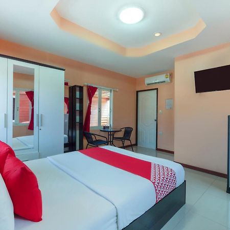 Oyo 1166 Train Way Resort Ban Rai  Exterior photo