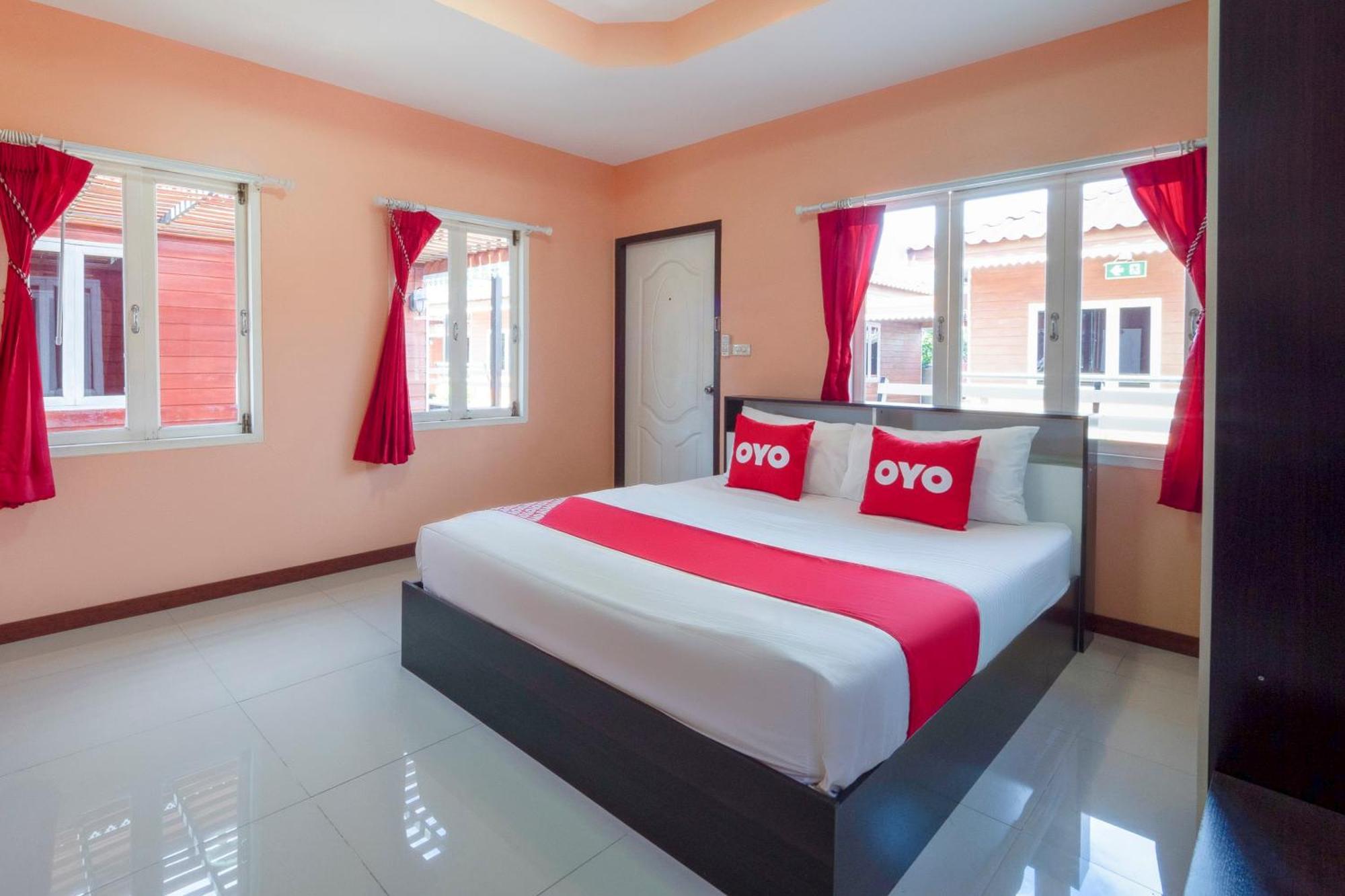 Oyo 1166 Train Way Resort Ban Rai  Exterior photo